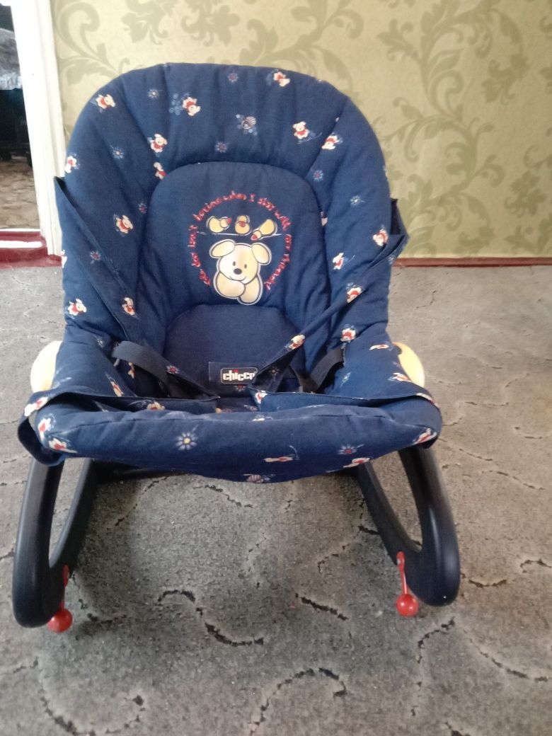Дитяче крісло гойдалка (шезлонг)