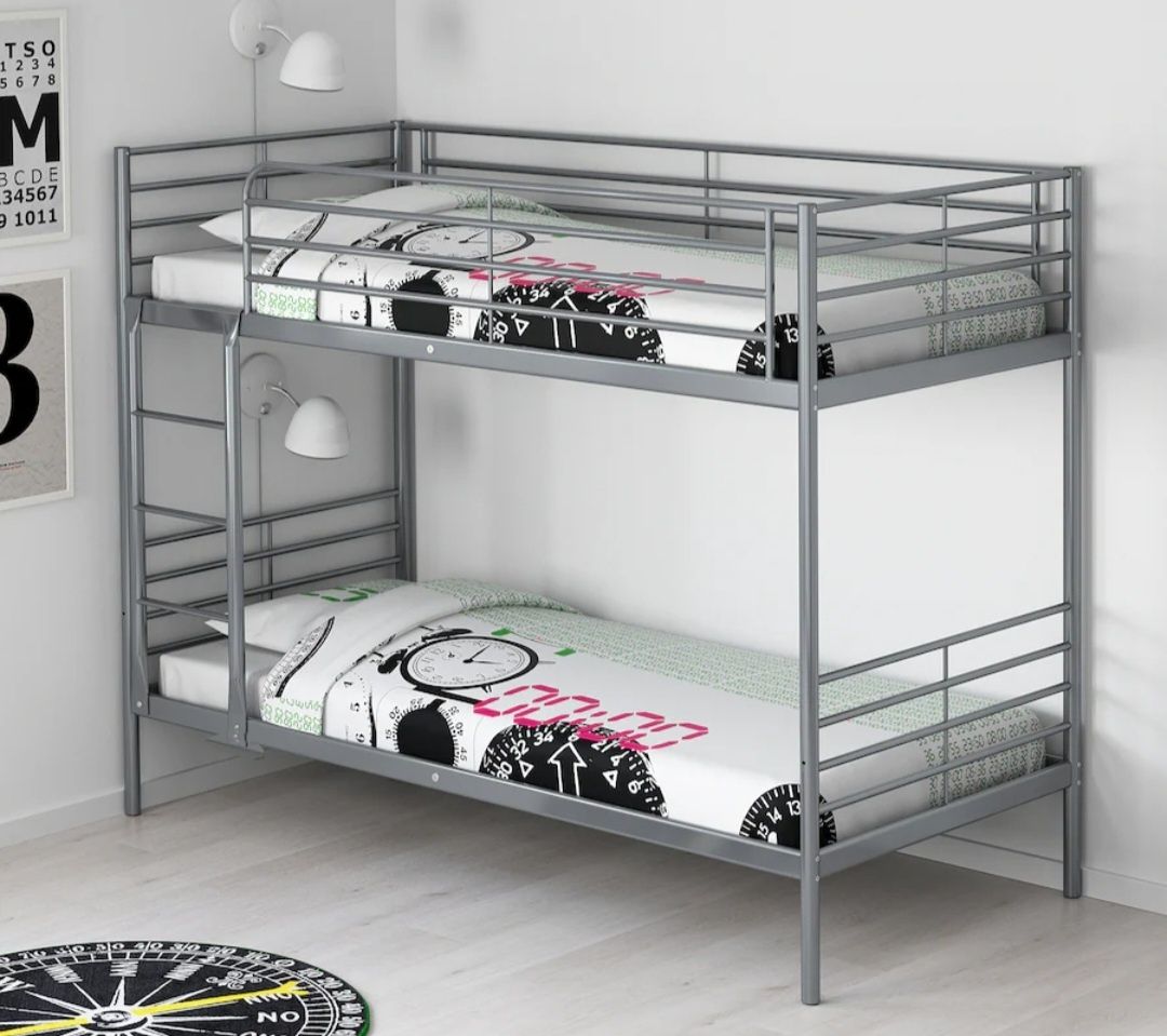 Łóżko piętrowe IKEA SVÄRTA metalowe