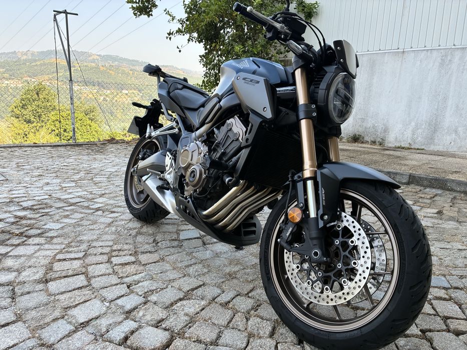 Honda CB650R 2023 70kw