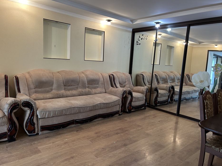 Продаж євро 2 кімнатної квартири з ремонтом! Чудова локація!