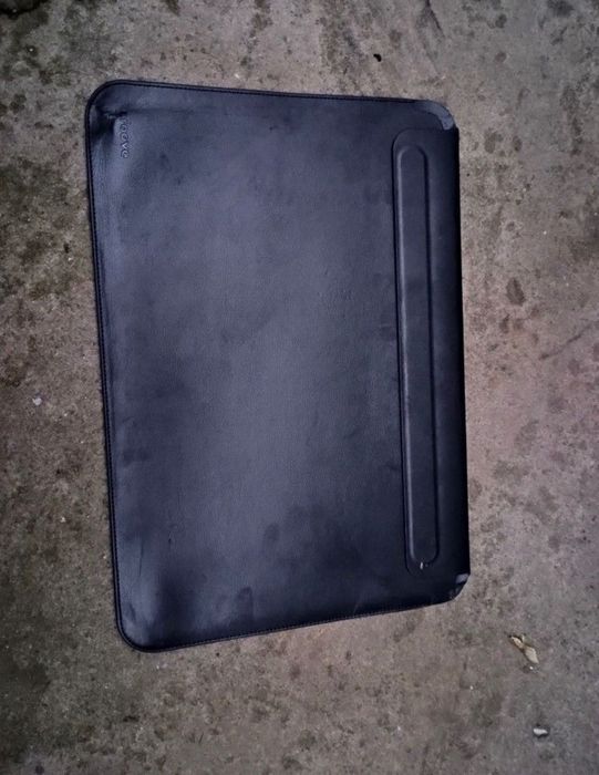 Продам шкіряний чохол для макбука