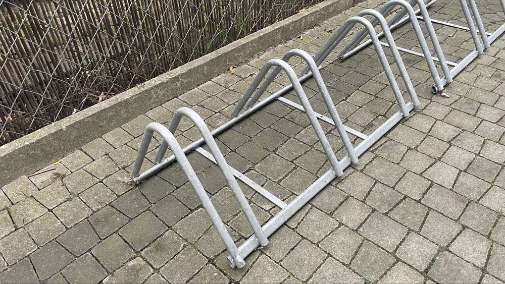 Dwa Stojaki na 3 rowery każdy (ocynkowane)