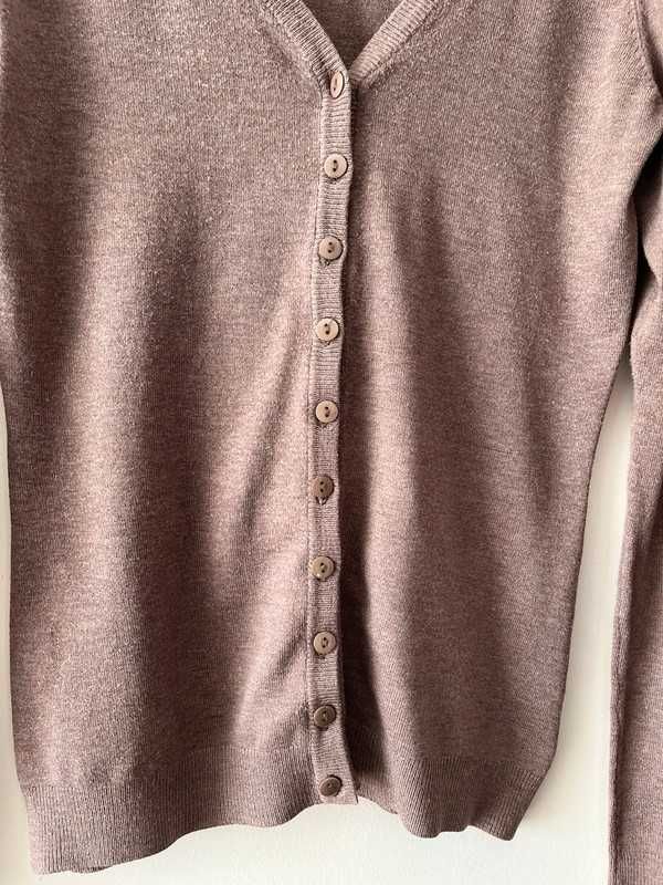 Brązowy beżowy zapinany sweter damski Mohito S 36