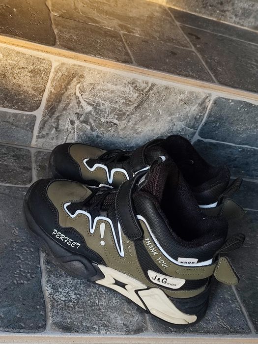 Хайтопи,черевики демісезонні,33 розміру