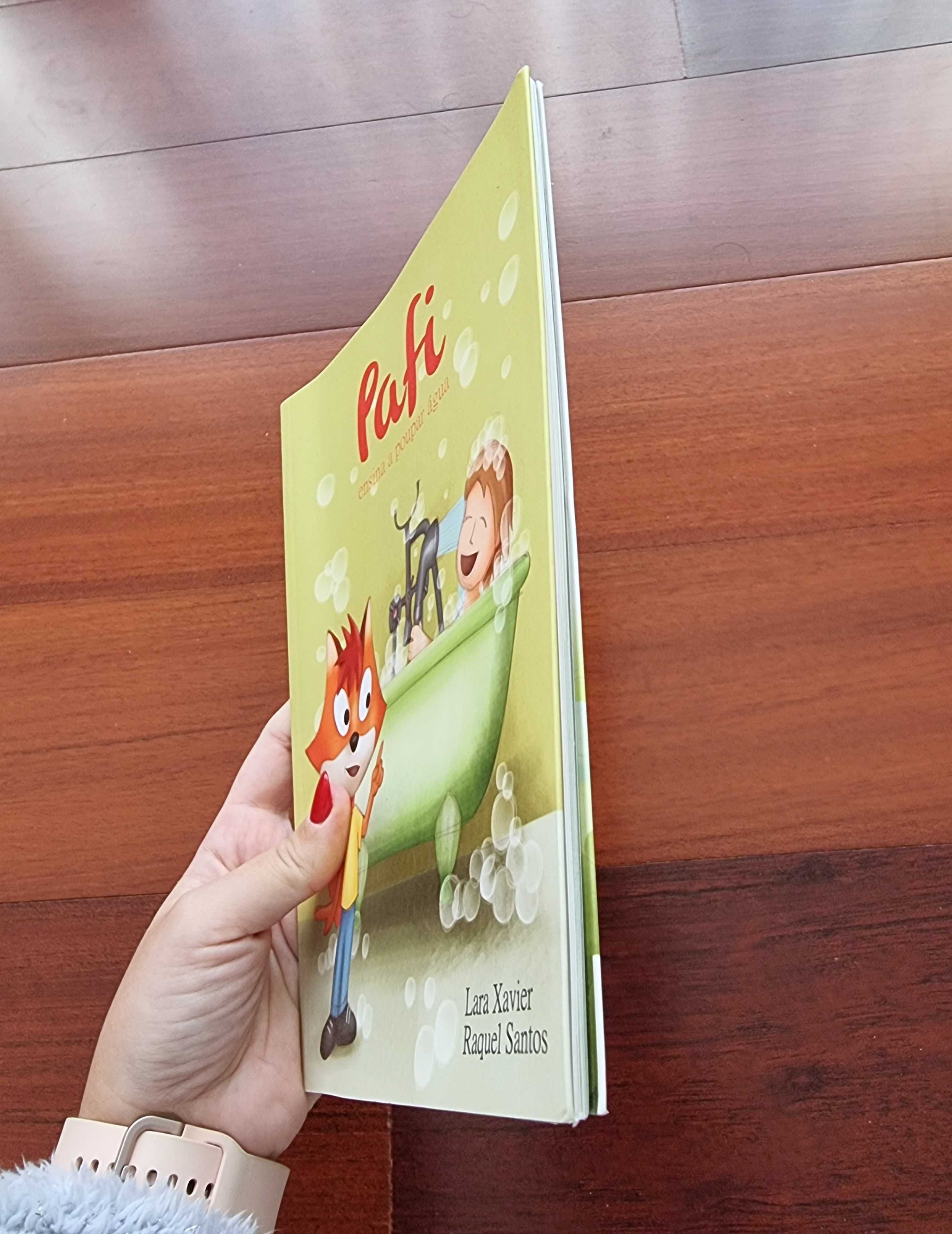 Livro "Pafi ensina a poupar água" de Lara Xavier e Raquel Santos