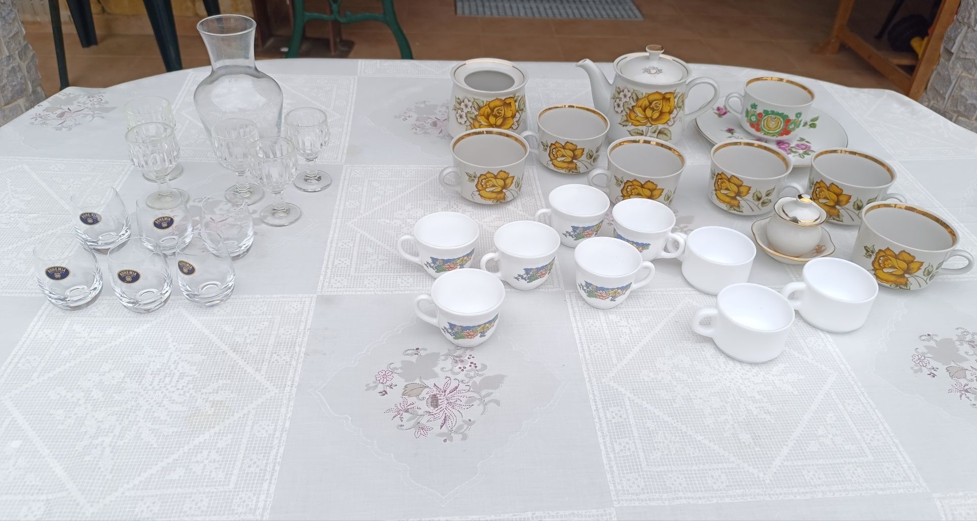 Serviço de chá em porcelana