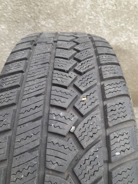 Резина Hifly 215/60 r17