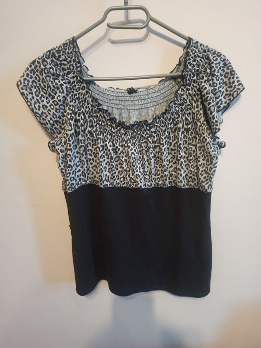 Bluzka damska z krótkim rękawem czarna w panterkę rozmiar L