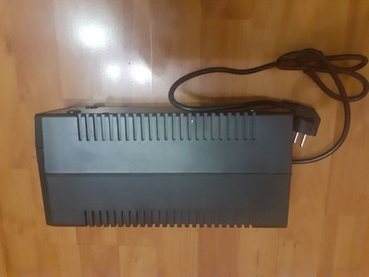 Ибп APC Back-UPS 650VA