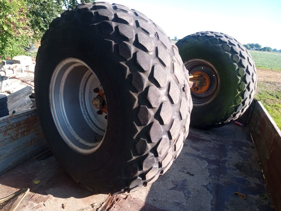 Kola do przyczepy rolniczej 825/20