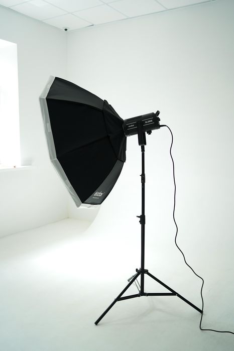 Продам студійне світло, ціна договірна