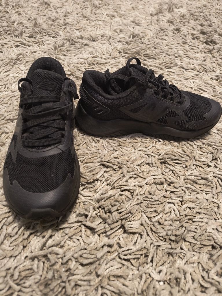 Buty New balance rozm. 30