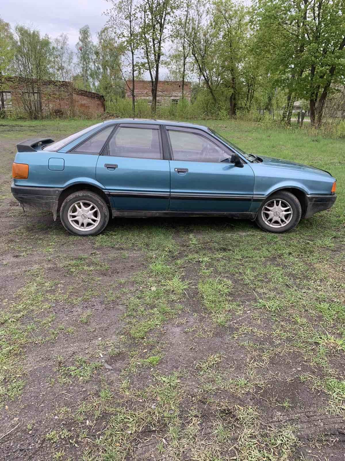 Продам машину AUDI 80 B3