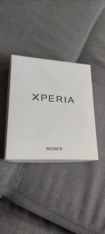 Sony Xperia F3111 pekniety