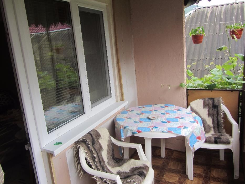 Здам будинок,кімнату  с. Поляна Закарпаття