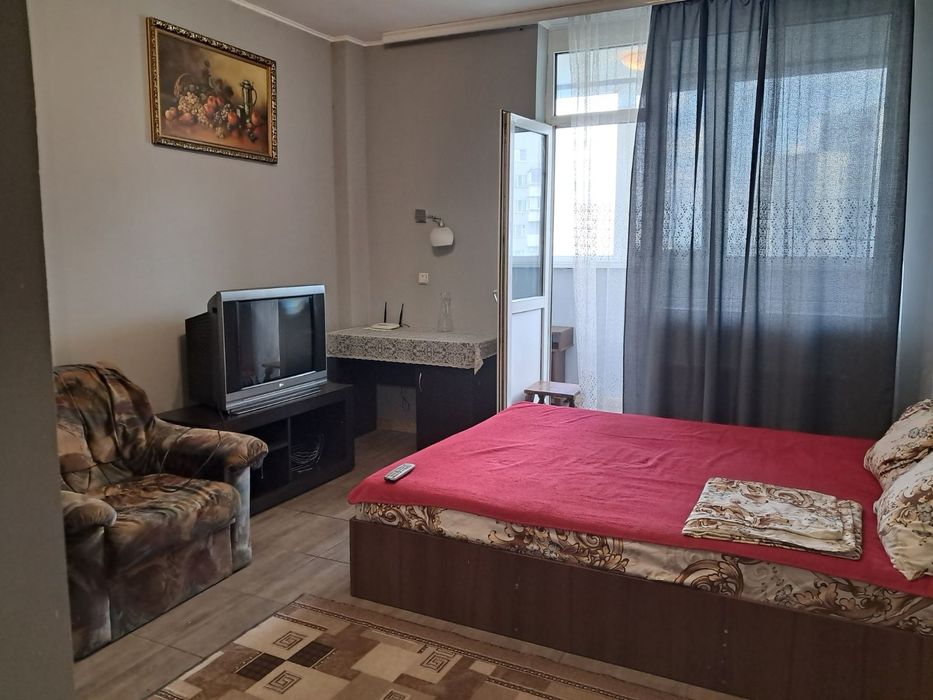 Здам подобово  1-ю квартиру