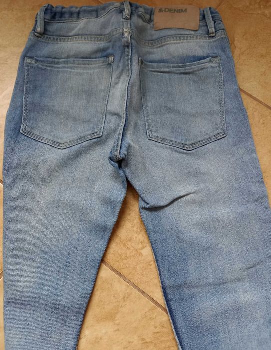Spodnie jeansowe rozmiar 146 cm 10-11 lat