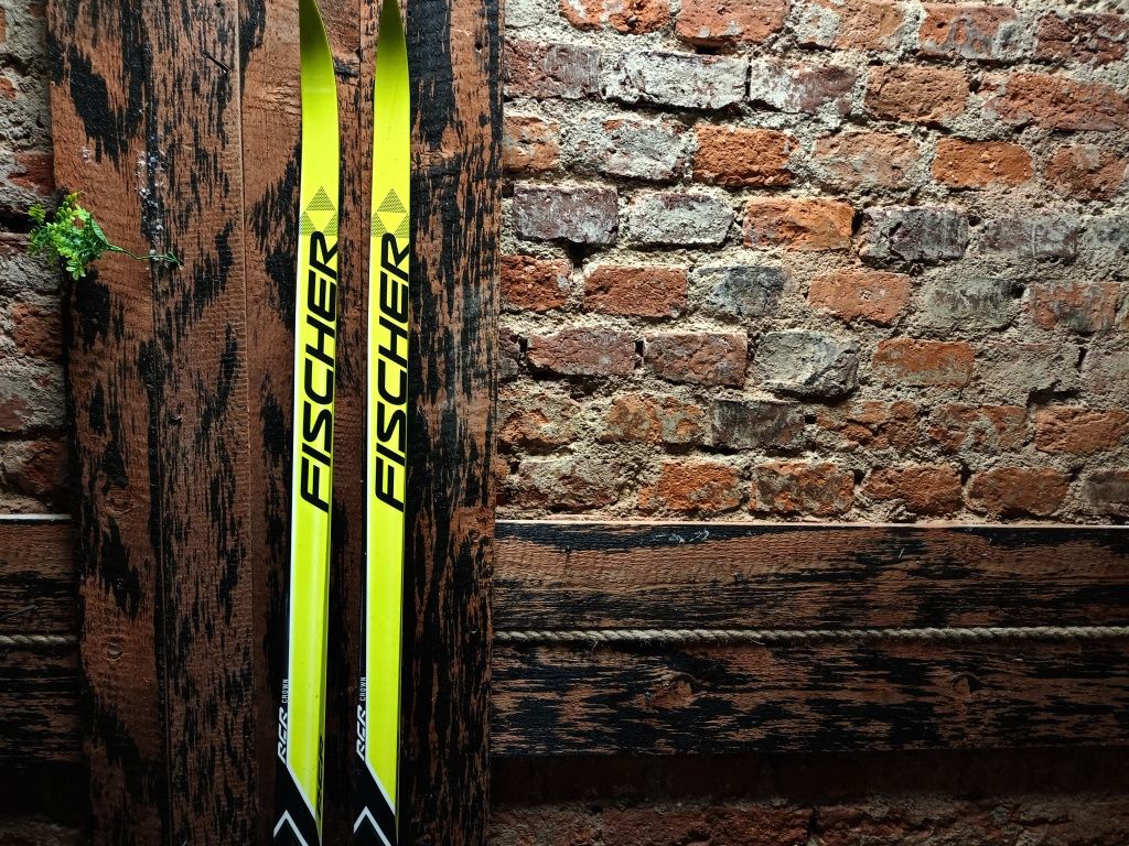 Narty biegowe Fischer RCR 207 cm SNS