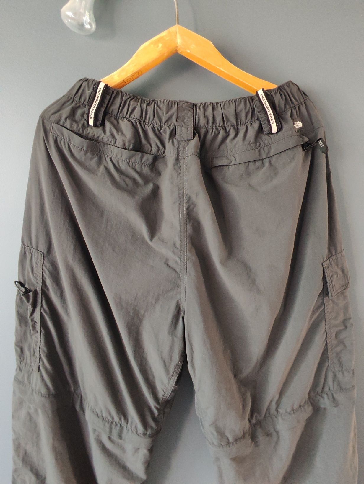 Продам карго штани The North Face