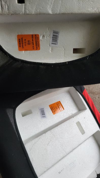 Podkładki dla dzieci samochodowe stan bardzo dobry