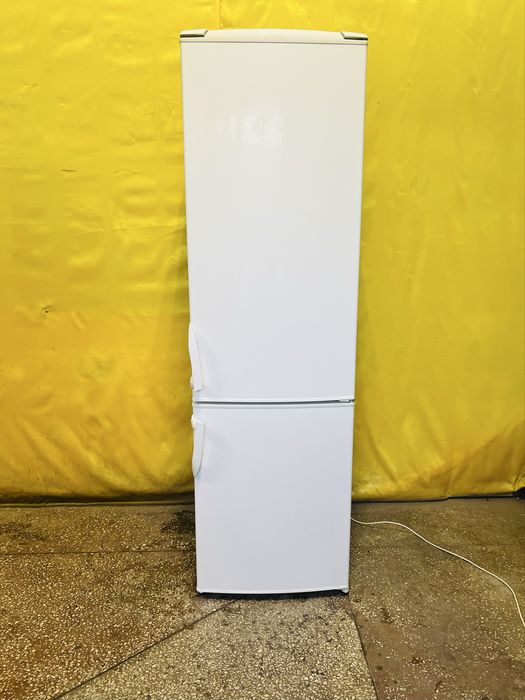 Двухкамерный холодильник Gorenje узкий 55см