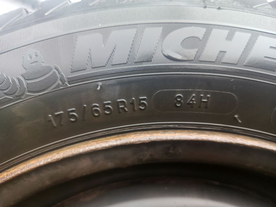 Opony zimowe 175/65 R15