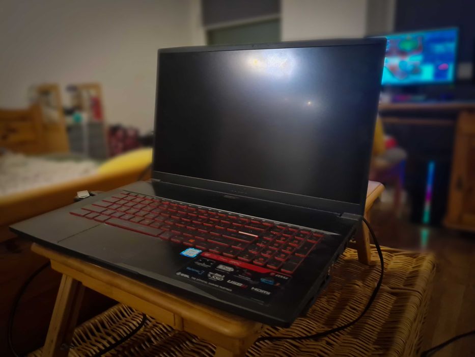 Laptop gamingowy MSI GF75 Thin 8RC