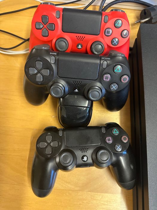 Konsola Sony PS4 PRO 1TB