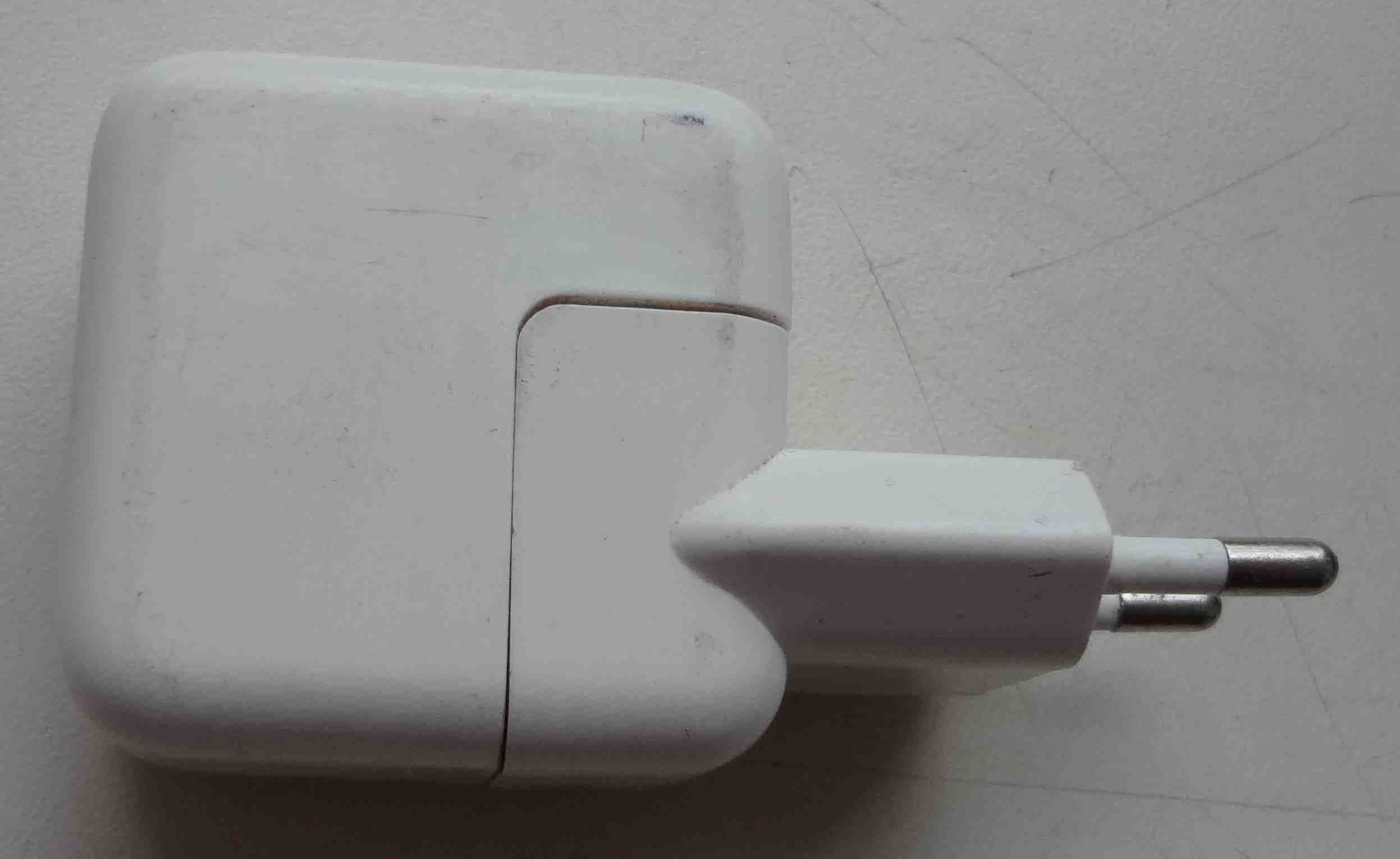 Сетевое зарядное устройство Apple 12W USB Power Adapter