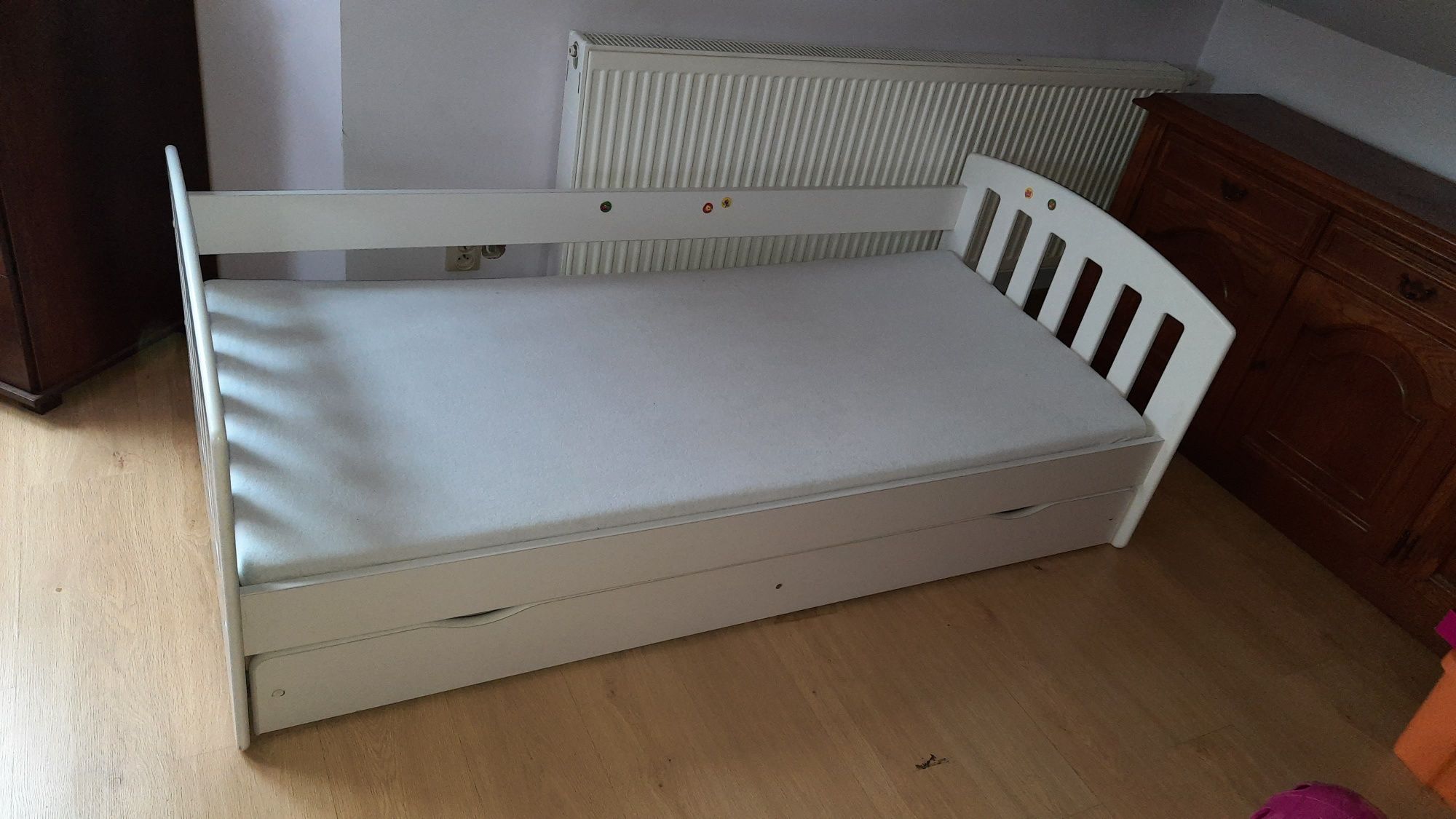 Łóżko dziecięce z szufladą plus materac 180 x 80 cm