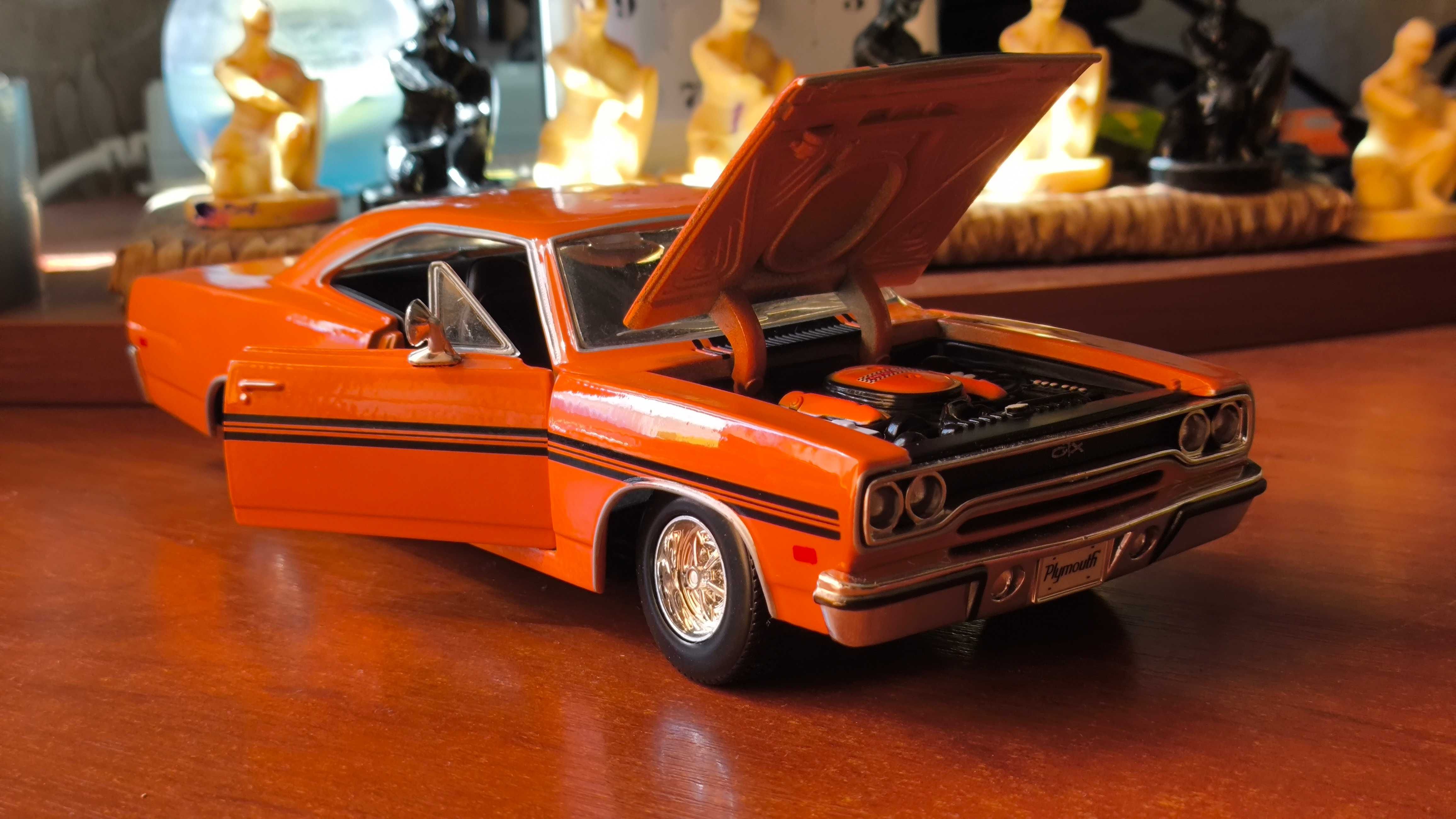 Модель Plymouth GTX 1970 1/24 Maisto