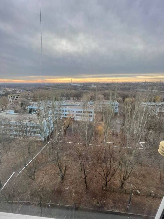 Продам простору 1-кімнатну квартиру ж/м Тополя вул.Тополина 14