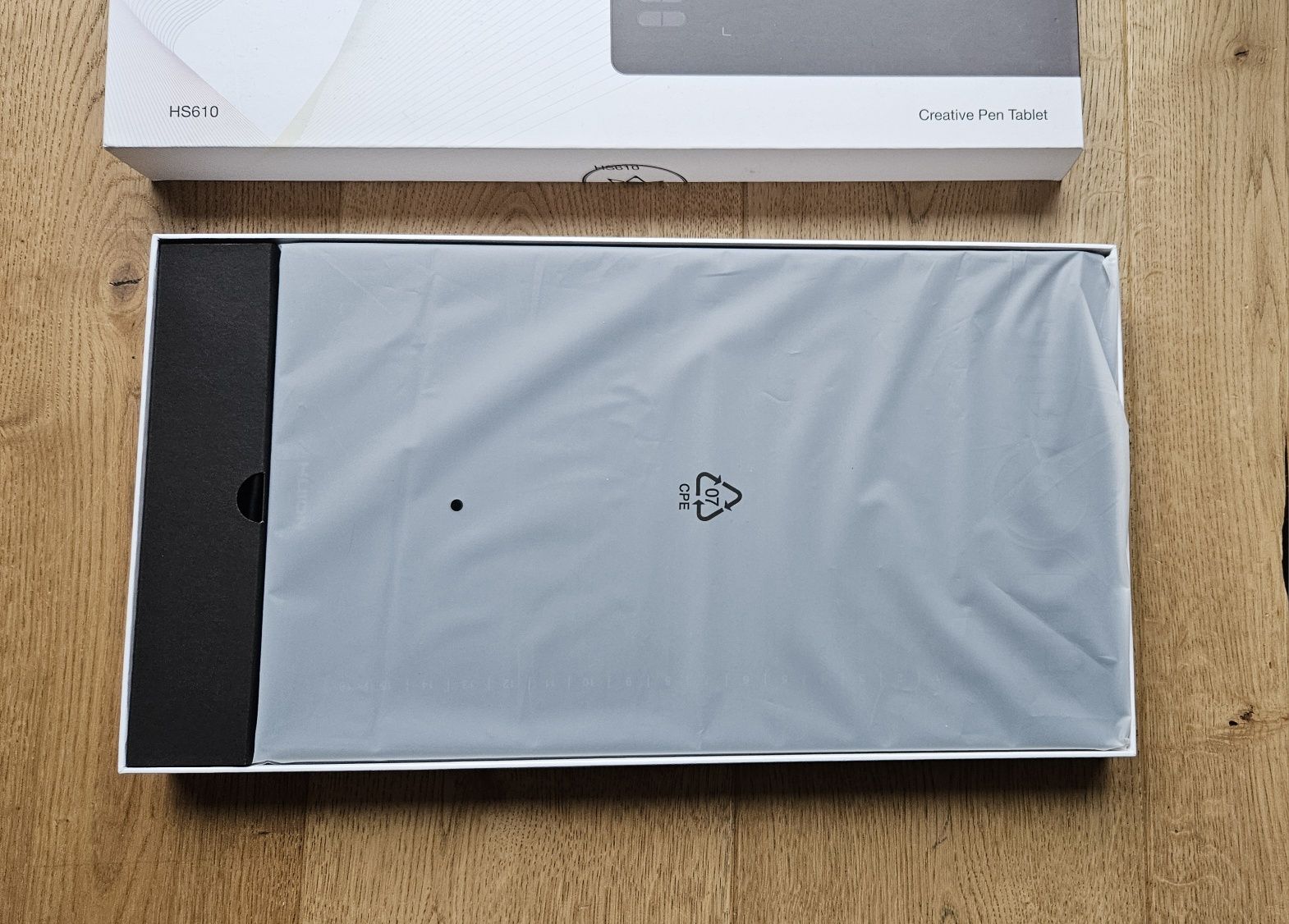 Tablet graficzny huion HS610