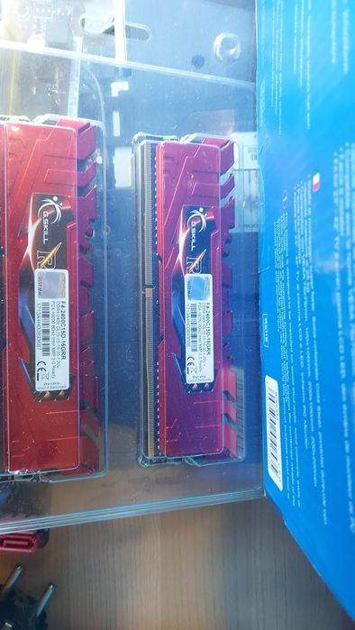 Memória RAM GSkill DDR4 2400Mhz Kit-16Gb (2x8Gb) CL15 XMP 2.0