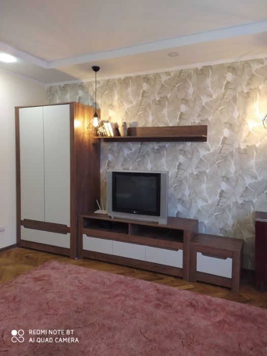 ПОДОБОВО 3 кім. Червоної Калини Довженка В.Шувар, Сихівська. Погодинно