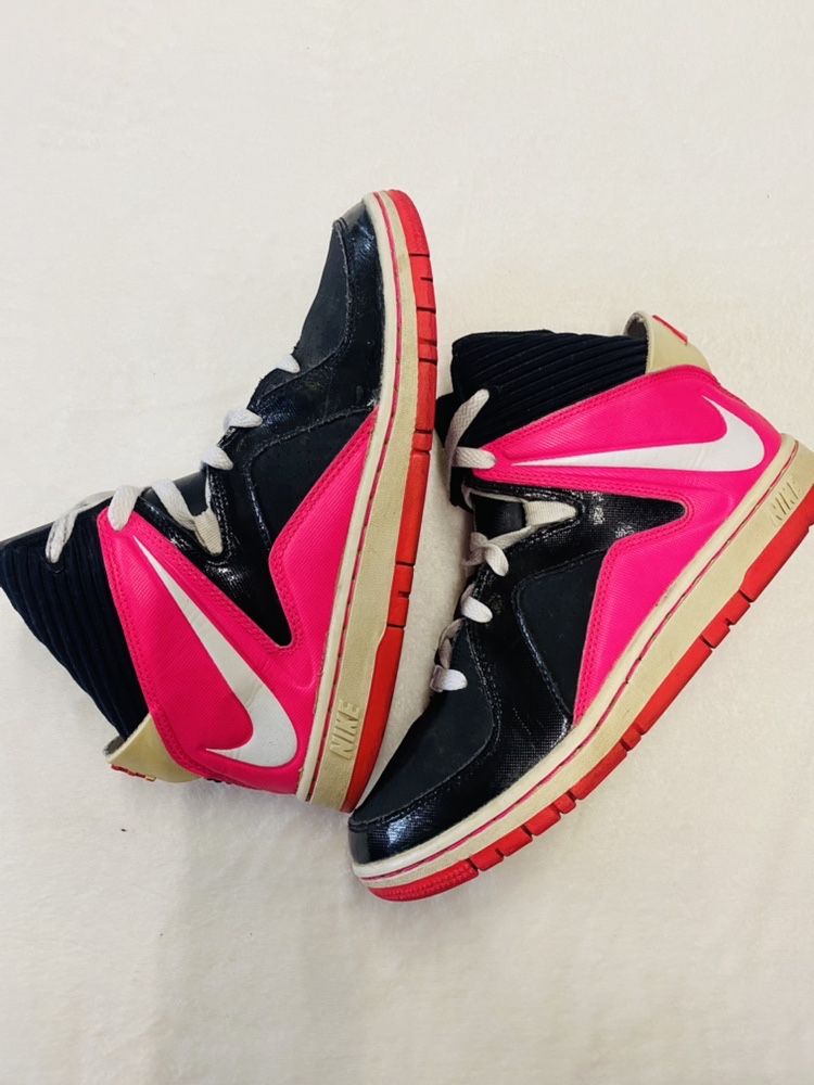 Buty Nike rozmiar 38,5