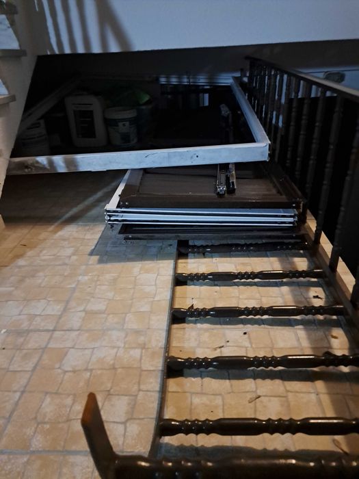 Portadas Alumínio + Portas de Correr Alumínio com vidro + Grade