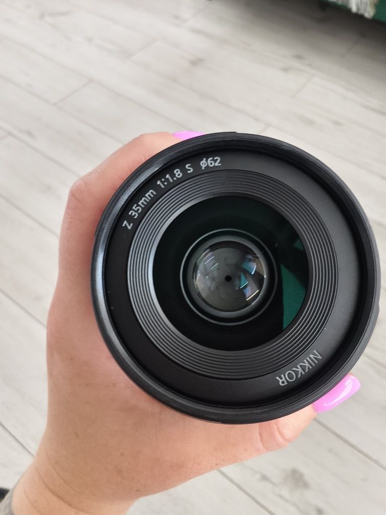 Aparat Nikon z5 plus obiektyw Nikkor Z 35mm f/1.