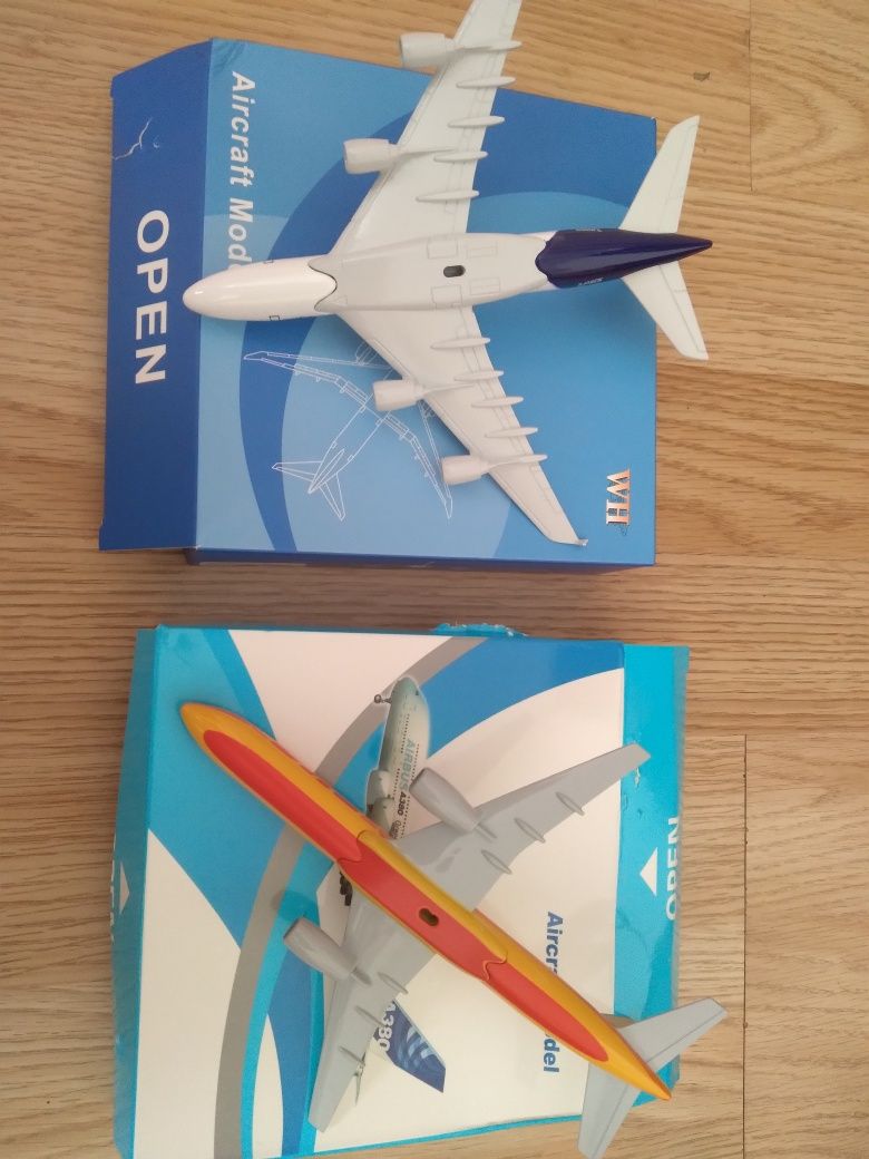 2x model samolot boeing 757 dhl airbus a380 fedex 1/400