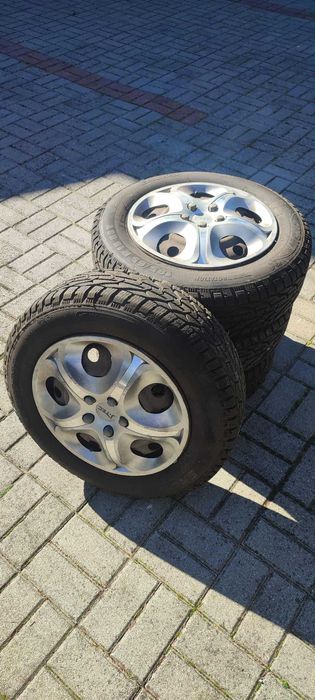 Hyundai i30/ Kia Ceed 15 cali