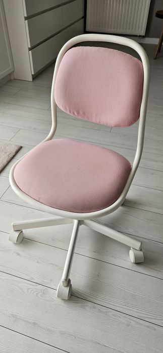 Krzesełko dziecięce IKEA do biurka