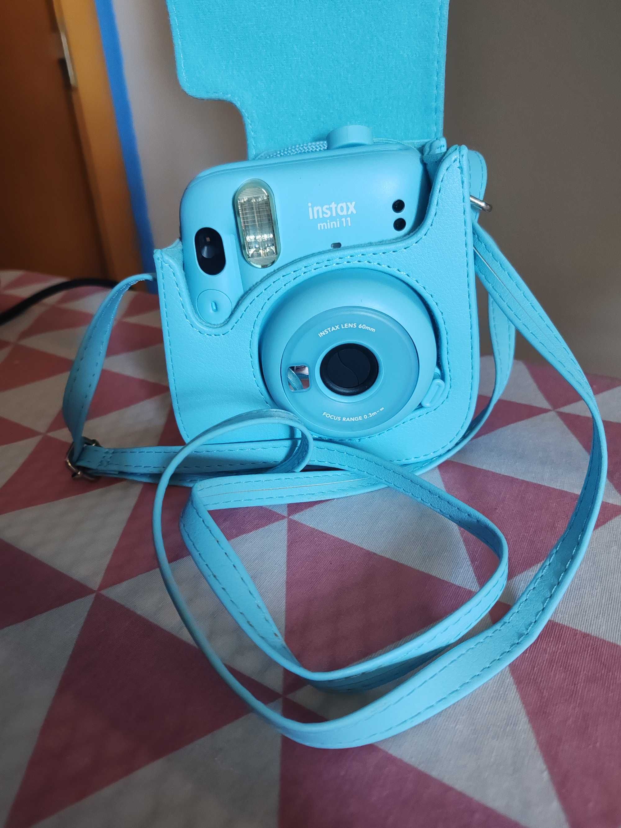 Câmara Instax mini 11