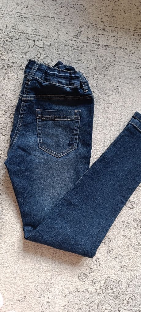 Wiosna Jeansy Benetton 150 xl dziewczece