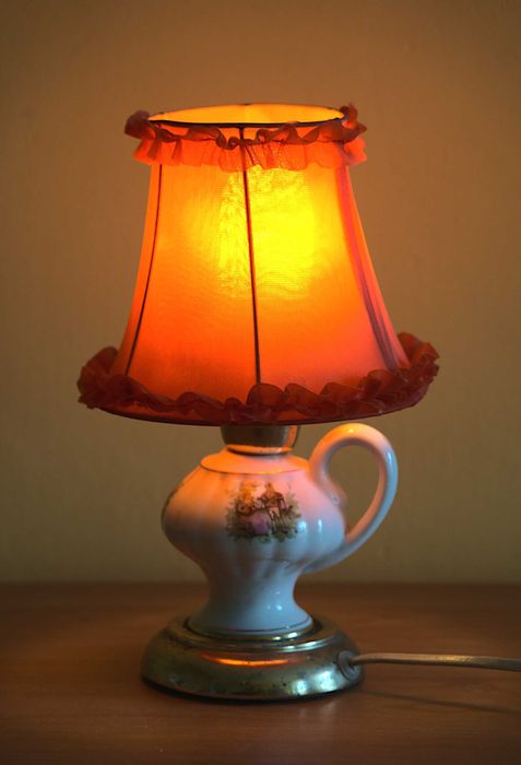 Lampka nocna w stylu retro - vintage