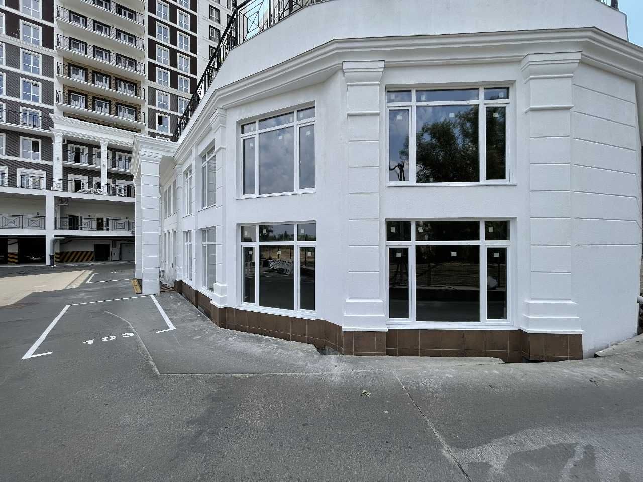Спорт Зал, Нежитлове приміщення 590 кв.м, ЖК Новая Англія, Максимовича