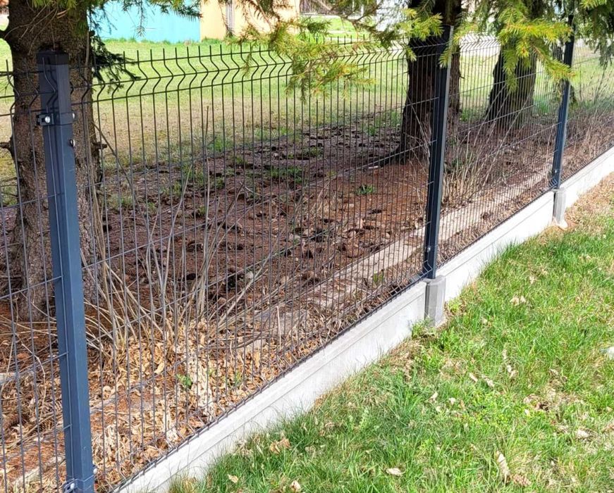 Płot panelowy 150 cm Gotowe przęsła panelowe 3D panel słupki obejma