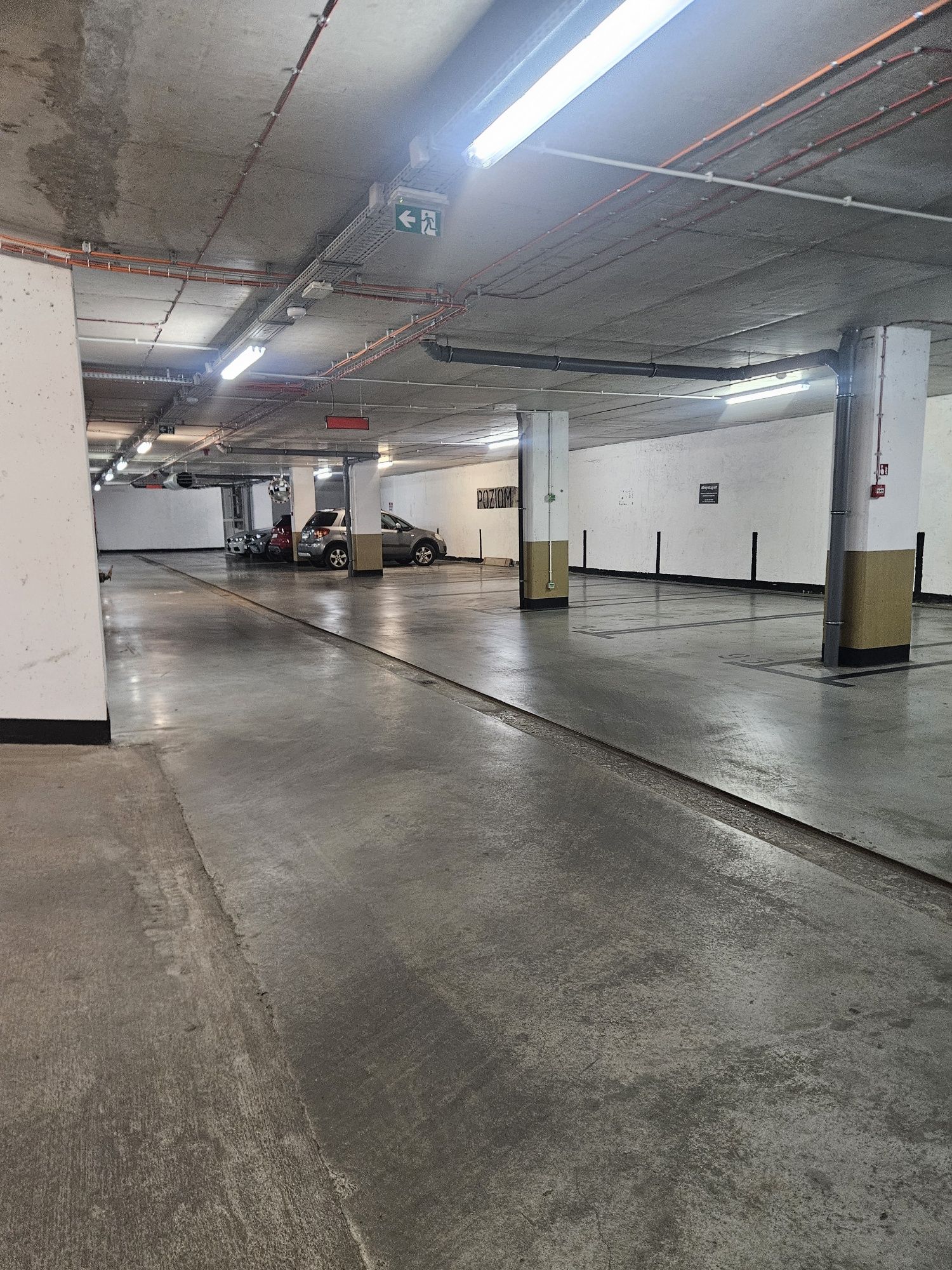 Miejsce parkingowe/Garaż Podziemny/Plac Jana Pawła II