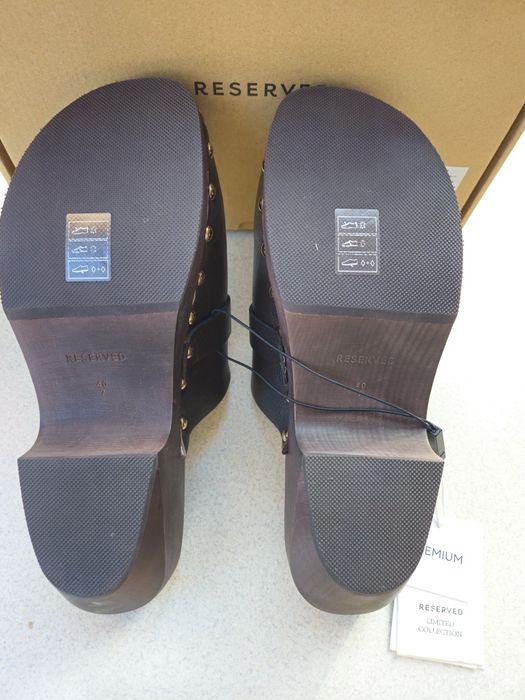 Сабо мюлі Reserved