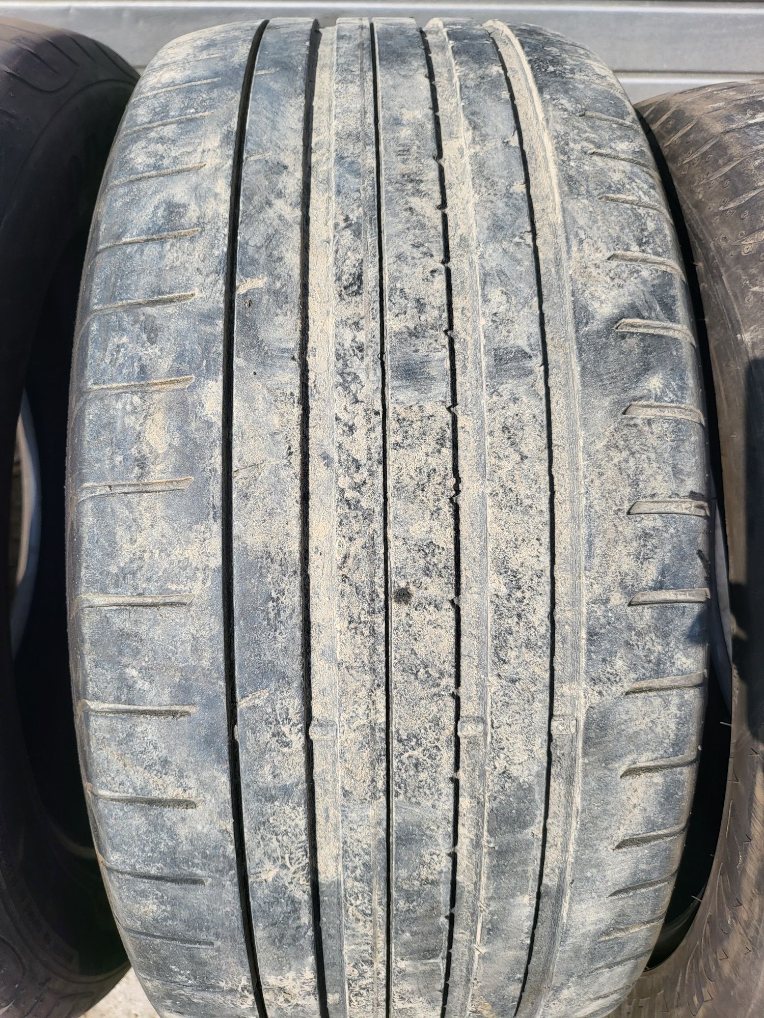 4x Opony letnie Goodyear 285/45 R20