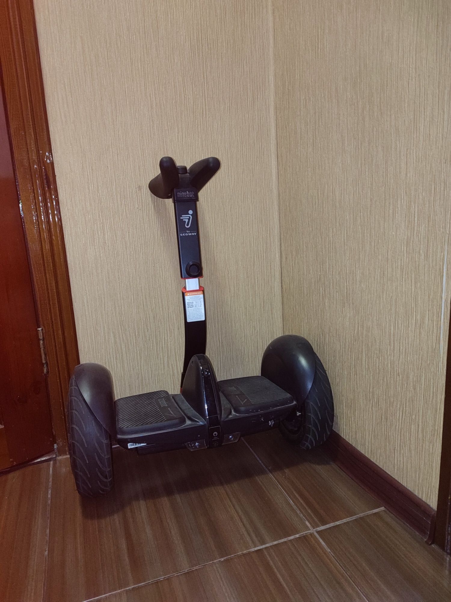 Продам гироскутер Ninebot by Segway miniPRO в дуже гарному стані